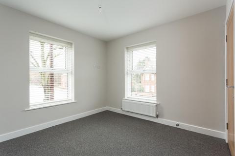 2 bedroom flat to rent, Glen House, Hawthorn Grove, York