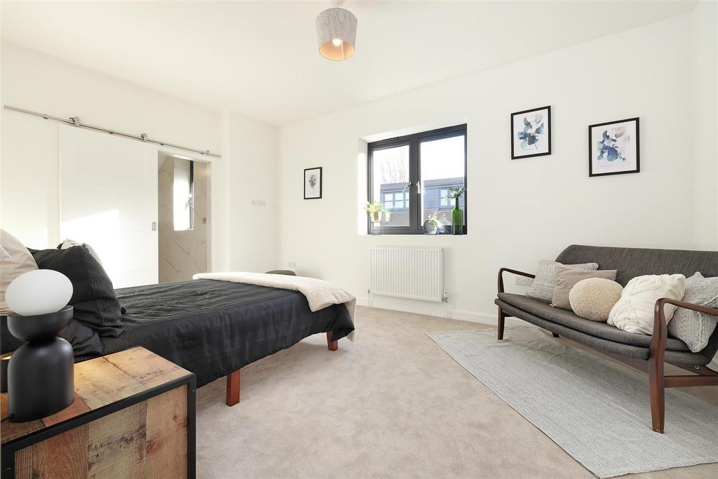 No.6-Chartland Close-Dec25-5161.jpg