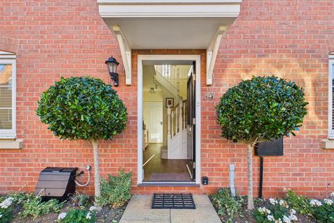 4 bedroom detached house for sale, Bosworth Avenue, Stratford-Upon-Avon CV37