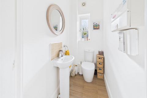 4 bedroom detached house for sale, Bosworth Avenue, Stratford-Upon-Avon CV37