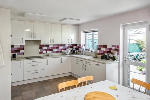 undefined, Saxel Close, Aston, Bampton