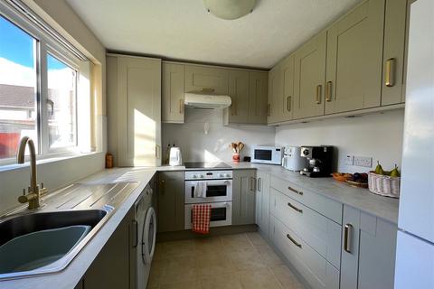 3 bedroom semi-detached house for sale, Commodore Close, Bideford EX39