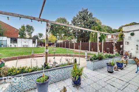 undefined, Carisbrooke Avenue, Bexley
