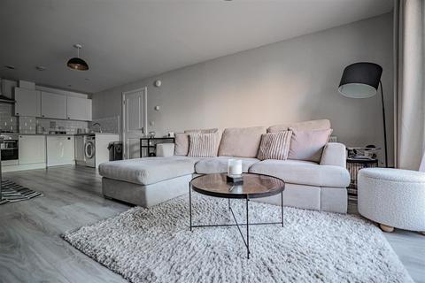 2 bedroom flat for sale, Mosaic House, Hemel Hempstead, HP2