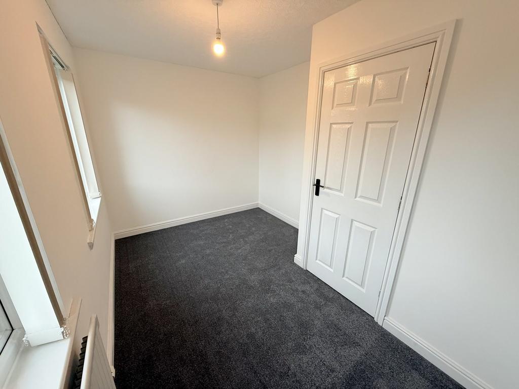 5 Collochan Drive, Dumfries, DG2 9 FH - Braidwoods