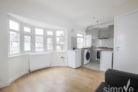 1 bedroom flat to rent, Bourne Avenue, Hayes, Middlesex