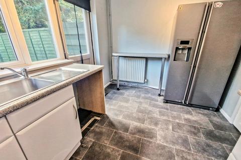 undefined, Exeter EX4