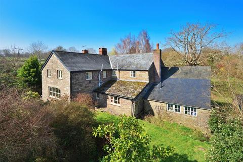 5 bedroom detached house for sale, Lower Maescoed, Hereford