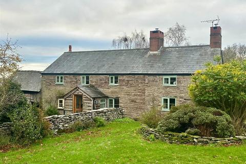 5 bedroom detached house for sale, Lower Maescoed, Hereford