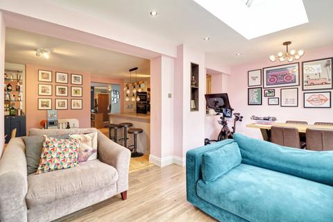 3 bedroom semi-detached house for sale, Sheering Mill Lane, Sawbridgeworth, CM21