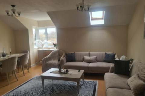 undefined, 2 Bedroom Flat For Sale Ottawa Court, EN10 6FL