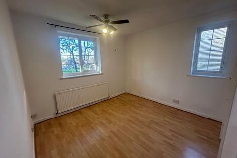 undefined, Mansfield Road, Nottingham, Nottinghamshire, NG5