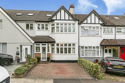 undefined, Roding Lane North, Woodford Green