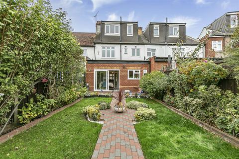 undefined, Roding Lane North, Woodford Green