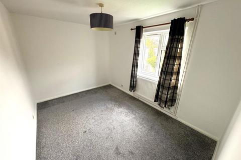 27 Kirkwall, Corby, NN17 2QZ