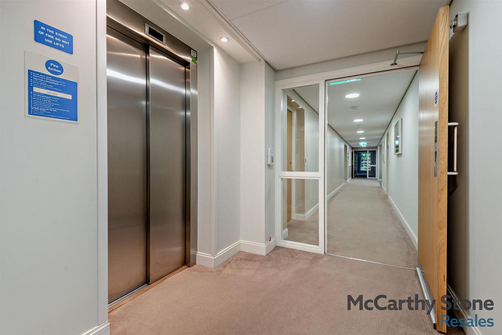8665422-interior26-800.jpg
