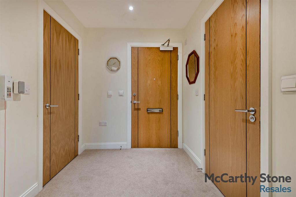 8665422-interior06-800.jpg