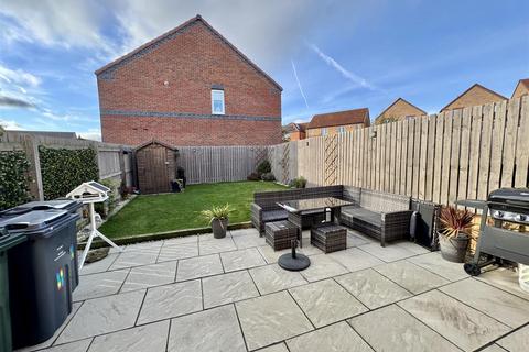 11 Brattice Way, Mapplewell, Barnsley, S75 6GX