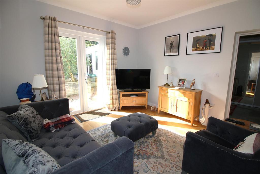 Annexe lounge