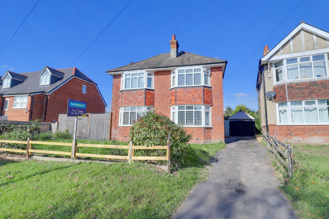 Weston Lane, Woolston