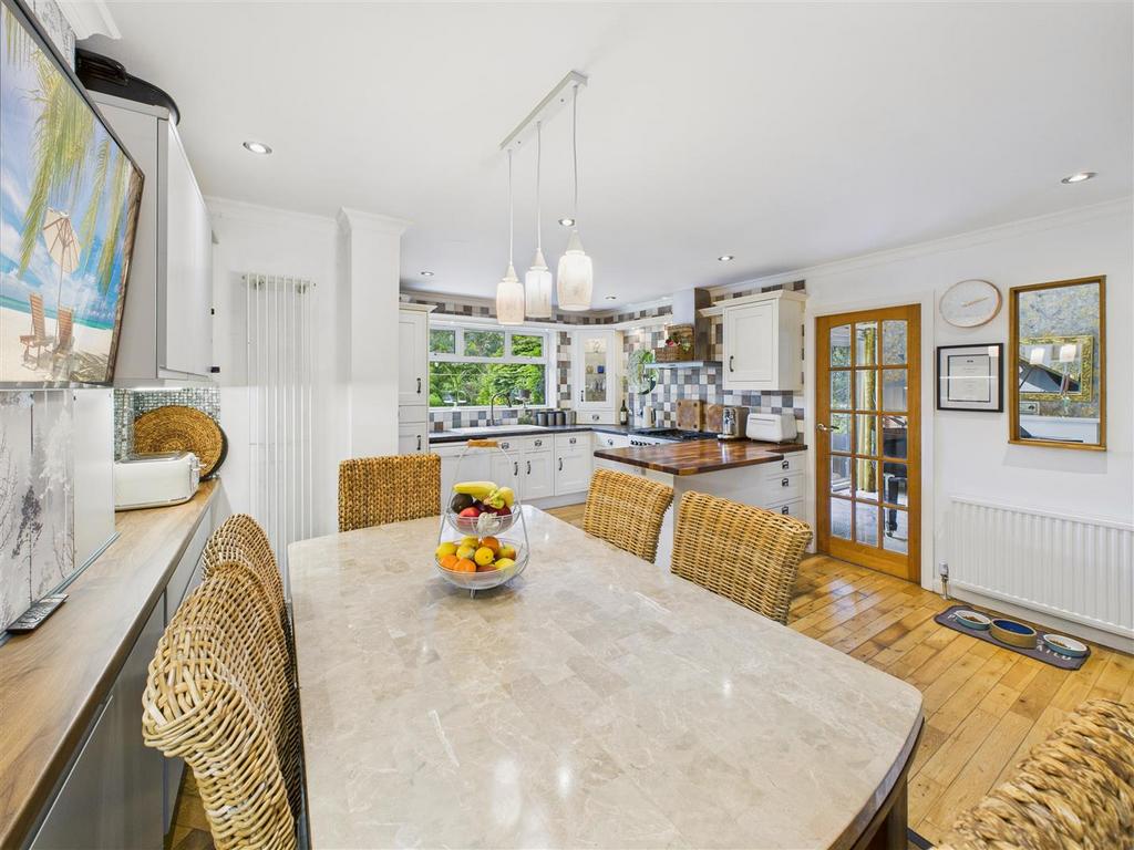 Breakfast Kitchen