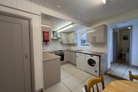 4 bedroom terraced house to rent, Lincoln LN1