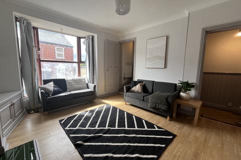4 bedroom terraced house to rent, Lincoln LN1