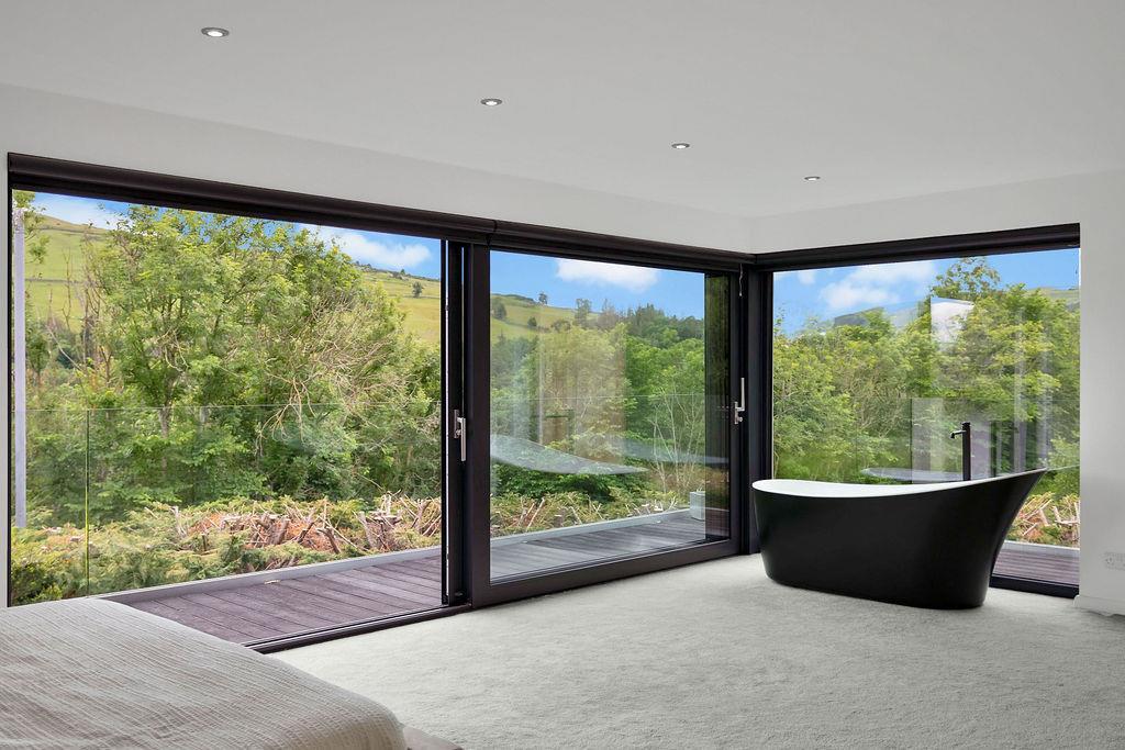 1 Hillside Drive 03