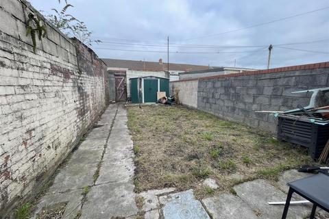 2 bedroom terraced house for sale, Dolau fawr, Llanelli