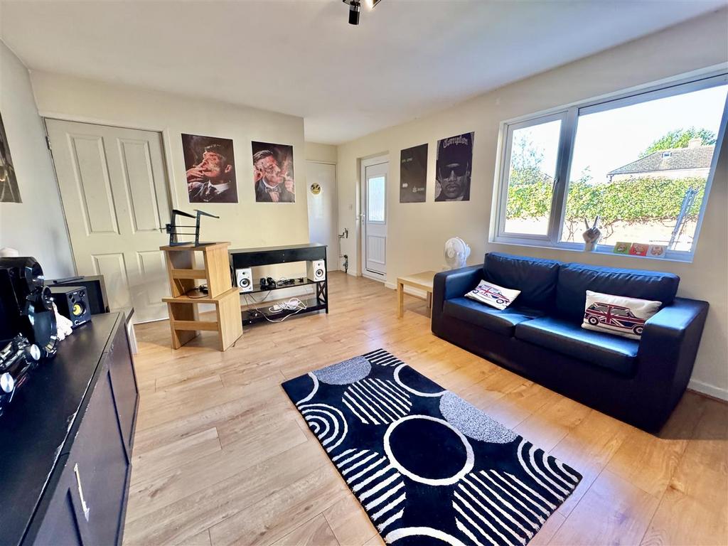 Family room / snug / bedroom