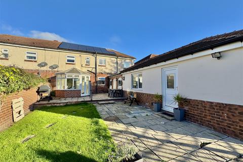 Ridings Avenue, Smithies, Barnsley S71 2AT