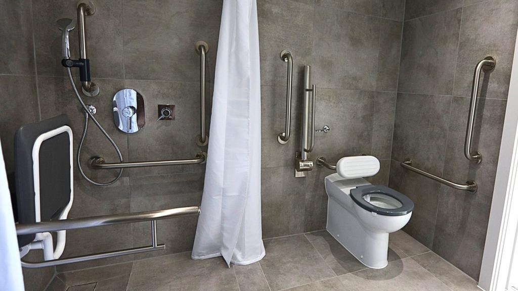 Ensuite