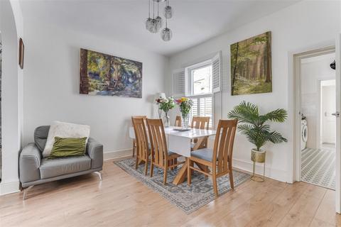 3 bedroom terraced house for sale, Heene Road, Enfield