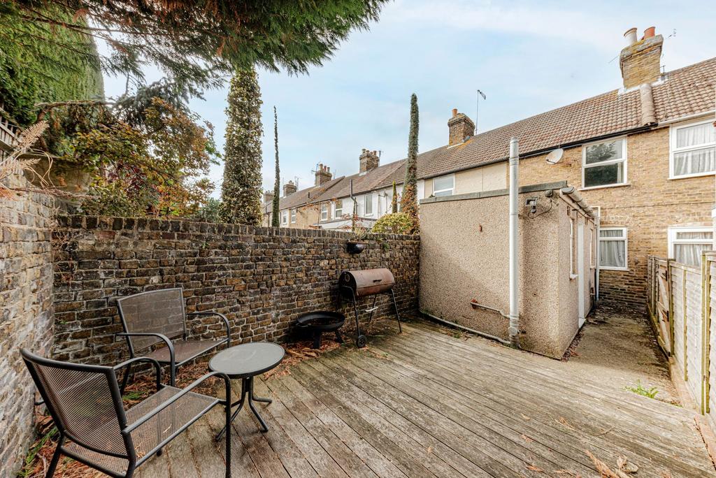 Rear Garden (2)