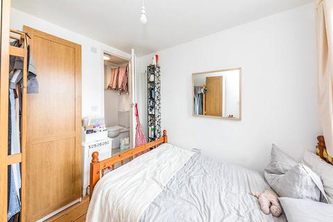 4 bedroom terraced house to rent, Wincheap, Kent CT1