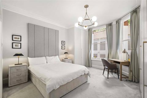 3 bedroom apartment to rent, Barkston Gardens, London, SW5