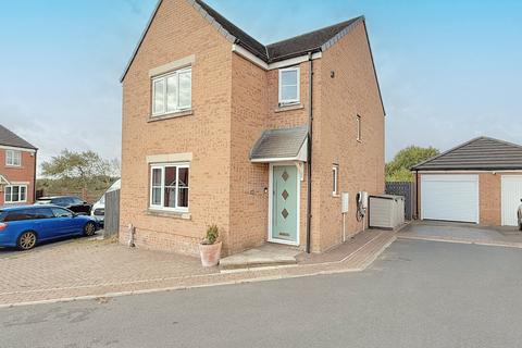 3 bedroom detached house for sale, Dukes Avenue, Off Rooley Lane, Bradford, BD6