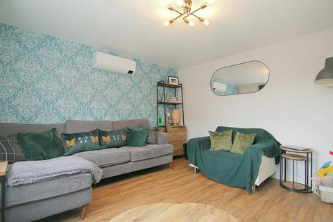 3 bedroom detached house for sale, Dukes Avenue, Off Rooley Lane, Bradford, BD6