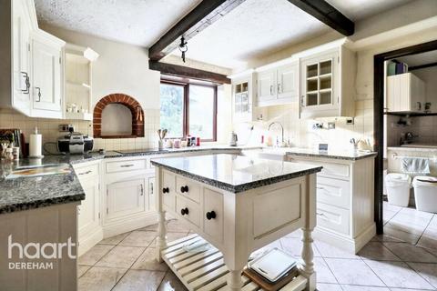4 bedroom character property for sale, Sorrell Lane, Beetley