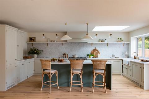 4 bedroom detached house for sale, Crossways, Farnham GU10