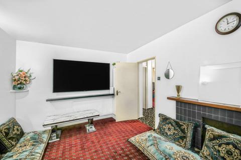 2 bedroom flat for sale, Atherstone Court, Delamere Terrace, London