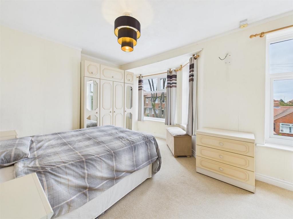 Bedroom: