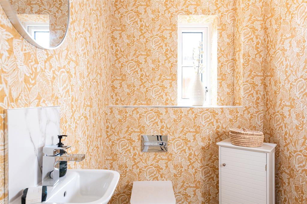 Show Home Guest Wc