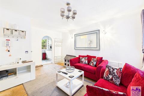 1 bedroom retirement property for sale, Warblers Close, Strood