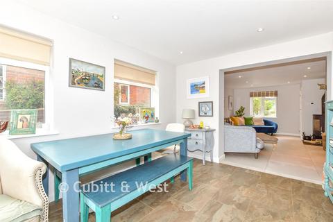 4 bedroom semi-detached house for sale, Guillod Cottages, Petworth GU28