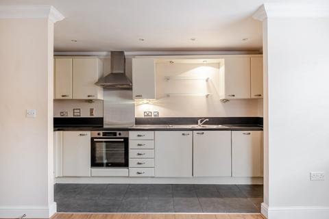 1 bedroom flat for sale, Woodgate Close, Cobham, KT11