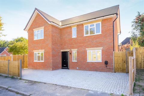 5 bedroom detached house for sale, Heathway, Ascot