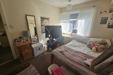 4 bedroom house to rent, Manor Terrace, Leeds LS6