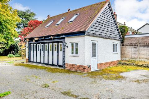 4 bedroom detached house for sale, Sutton Park Road, Kidderminster, Worcestershire, DY11