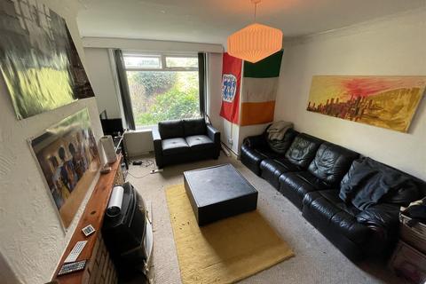 Hartley Avenue, Woodhouse, Leeds, LS6 2LP